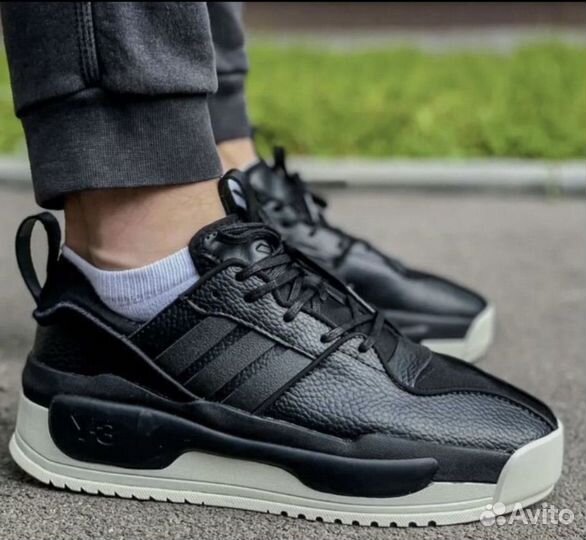 Adidas мужские кроссовки