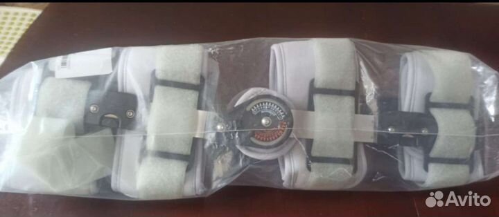 Ортез с поддержкой коленного сустава