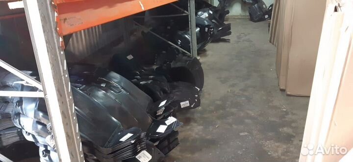 Подкрылок передний левый Hyundai Creta