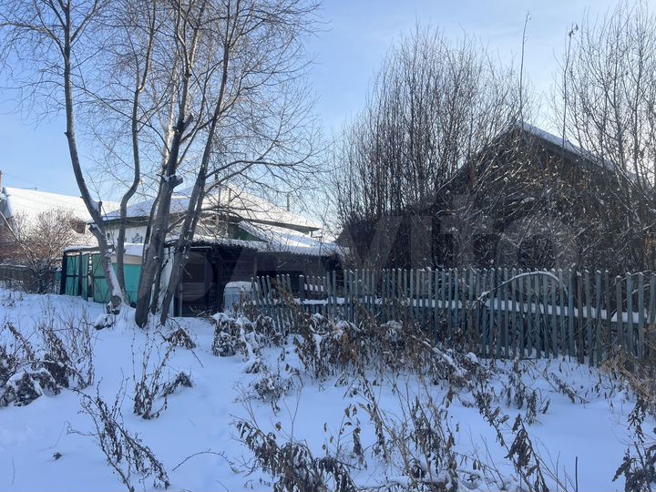 Дом 33 м² на участке 6 сот.