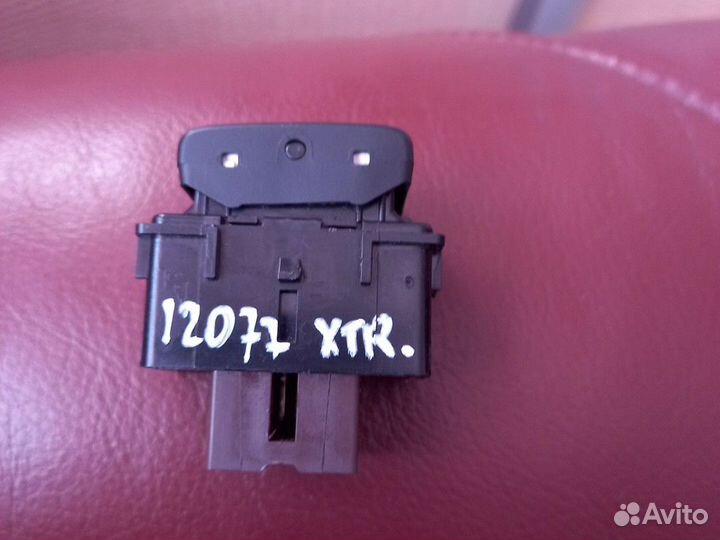 Кнопка центрального замка для ниссан х треил