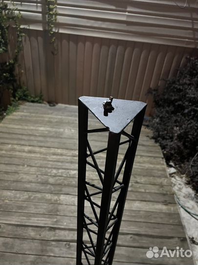 Световые стойки-тотем