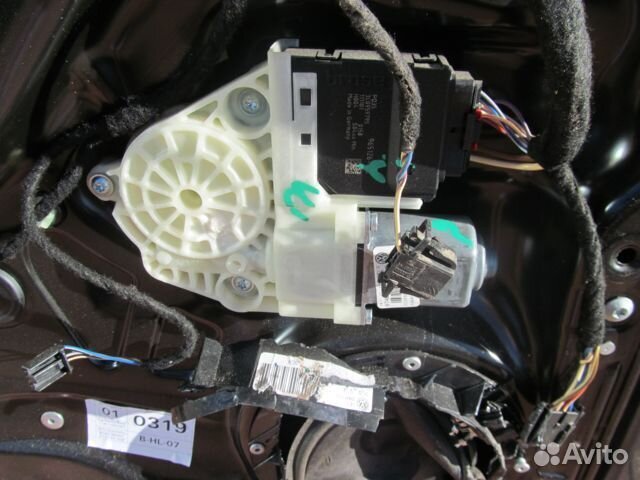 Дверь задняя левая Volkswagen Passat B7 2011