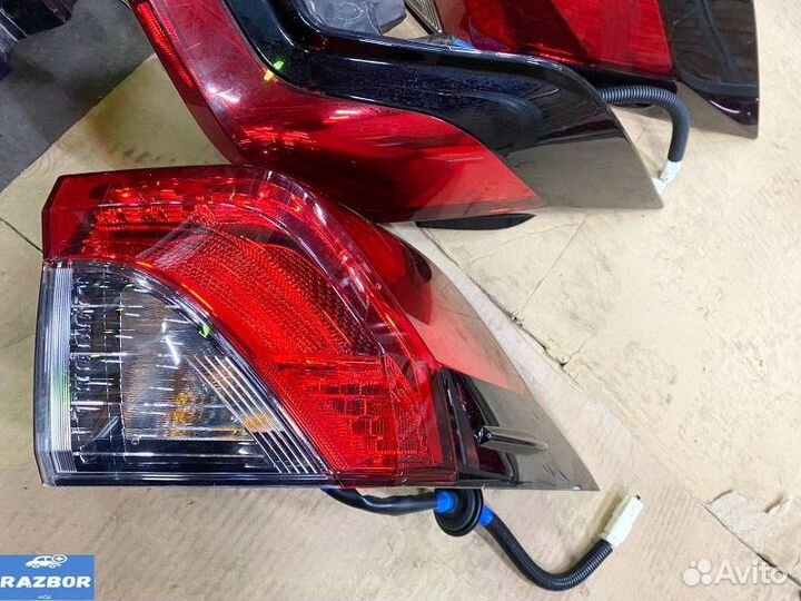 Фонарь в крыло для авто Таета Рав 4 XA50
