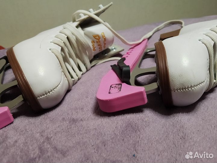 Коньки Davos gold для фигурного катания 27