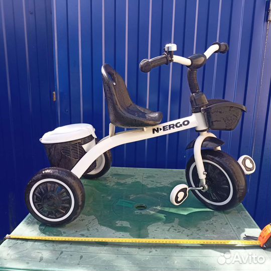 Детский трехколесный велосипед