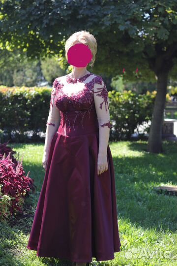 Вечернее платье