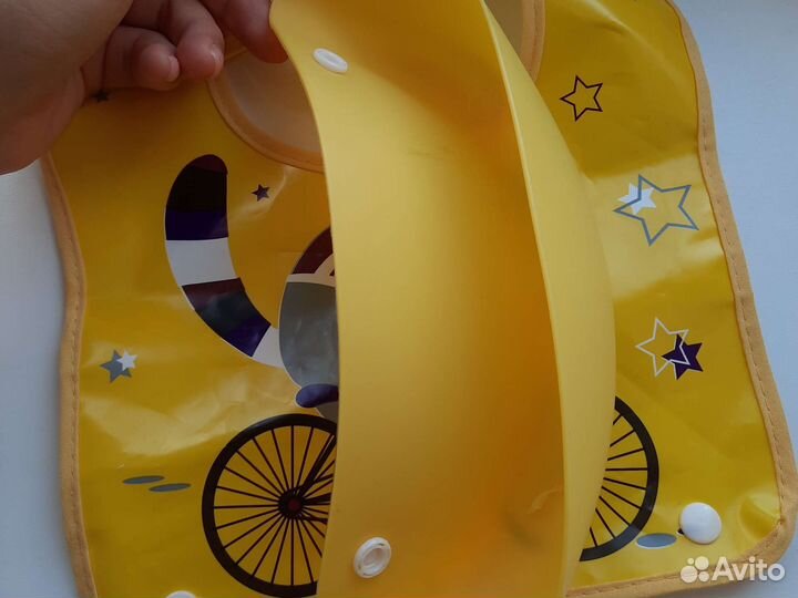 Слюнявчик нагрудник