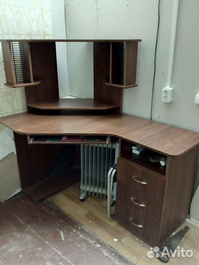 Компьторный стол б/у