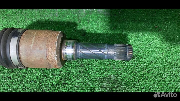 Полуось задняя (приводной вал, шрус) Ford Escape 3