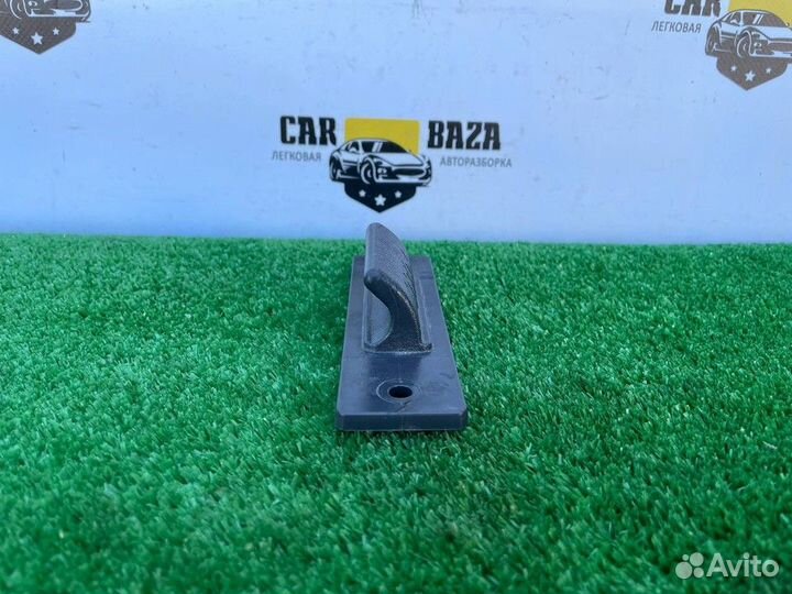 Ручка открывания багажника Nissan Almera