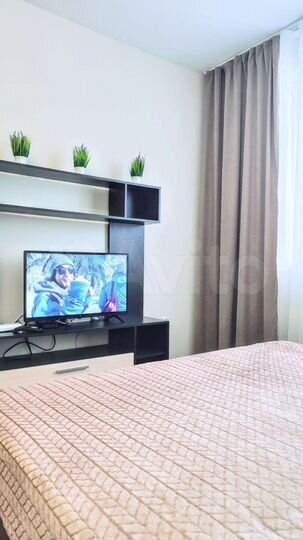 1-к. квартира, 42 м², 8/18 эт.