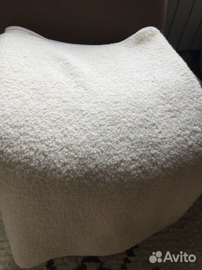 Плед из итальянского букле