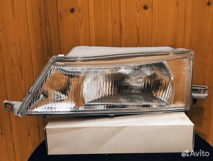 Фара передняя на Daewoo Nexia Нексия N100