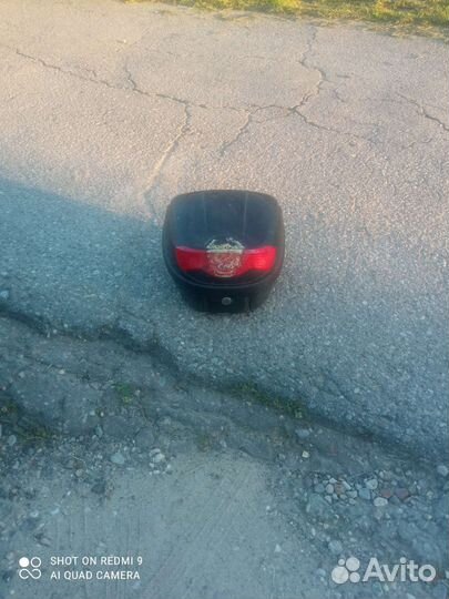 Задний багажник на скутер