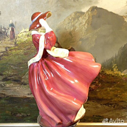 Вершина холма.Royal Doulton.Статуэтка