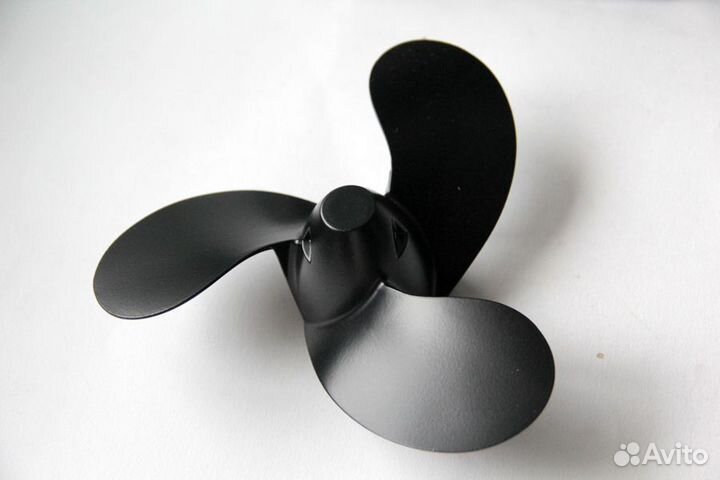 Винт гребной Tohatsu 3.5 л.с. 7,4 х 5,7