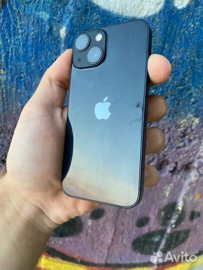Телефон iPhone 13 mini