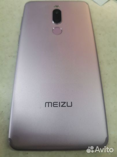 Meizu m8 4/64Gb