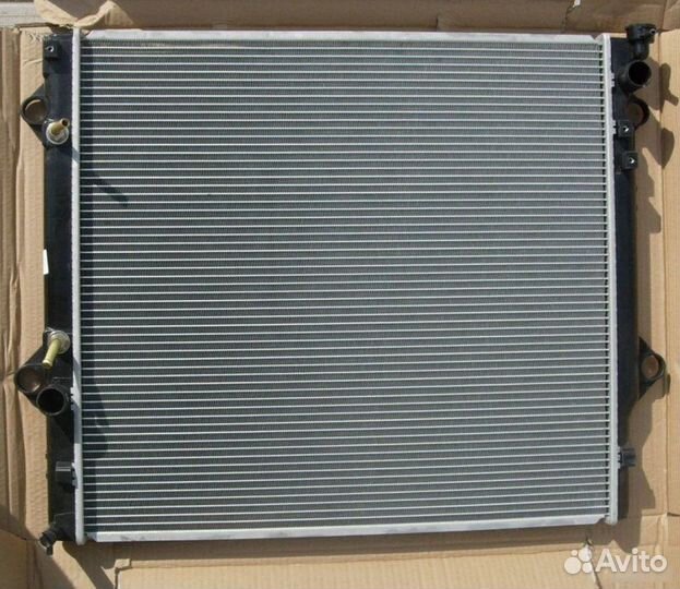 Радиатор Toyota Land Cruiser Prado