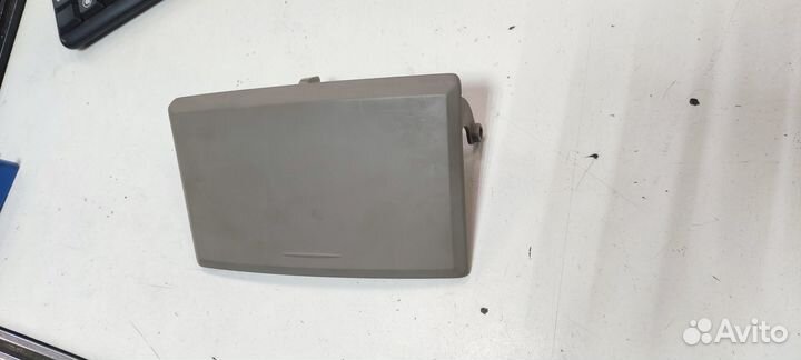 Крышка пепельницы volvo xc90 30643912 8660357