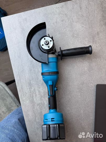 Аккумуляторная Болгарка Makita 26V (ушм)