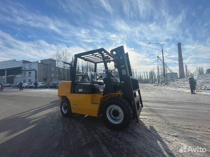 Вилочный погрузчик UN Forklifts FD50, 2023
