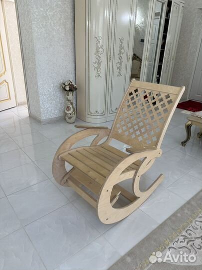 Кресло качалка шезлонг
