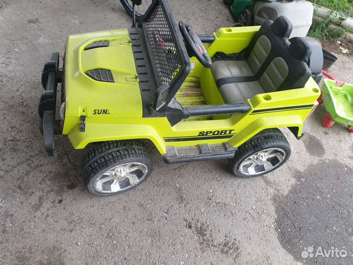 Детский электромобиль джип бу