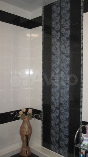 Дом 299 м² на участке 7 сот.