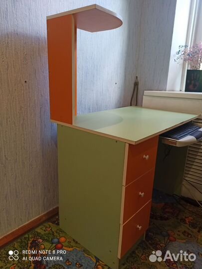 Компьютерный стол