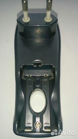 Зарядное устройство Energizer compact charger