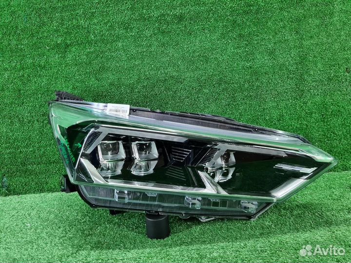 Фара правая FAW Bestune T77