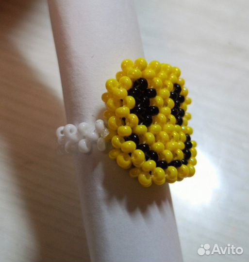 Кольцо из бисера