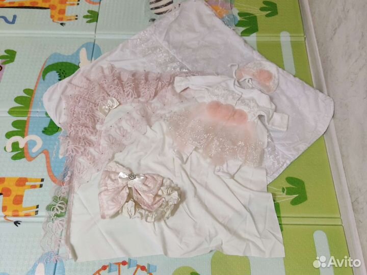 Комплект на выписку для девочки