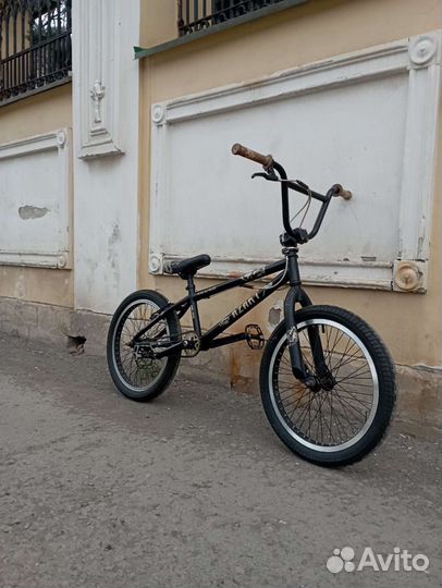 Трюковой велосипед BMX 