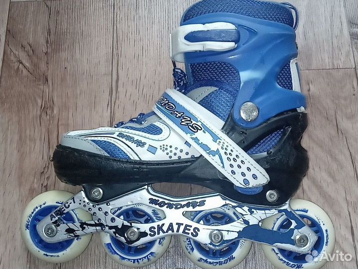 Роликовые коньки и защита