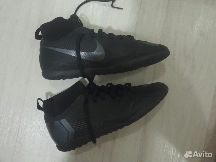 Сороконожки nike mercurial