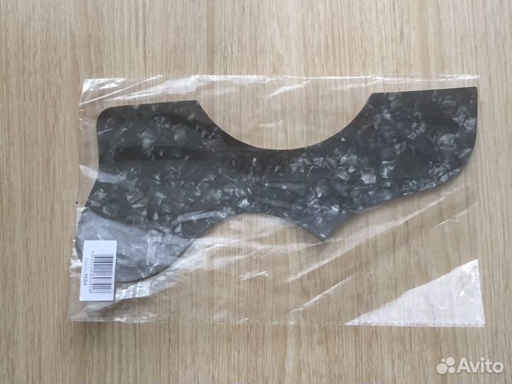 Запчасти и аксессуары для гитар,пикгарды LP,потенц