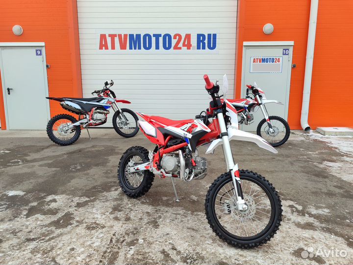 Питбайк Apollo Thunder 125E колеса 17/14