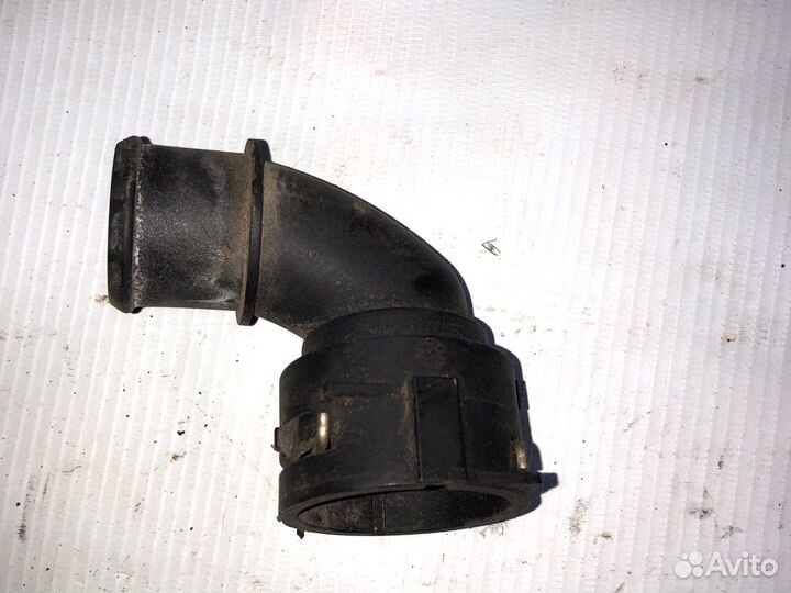 Фланец системы охлождения VAG 1K0 122 291 BF