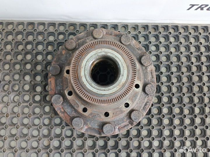 Ступица передняя R/L