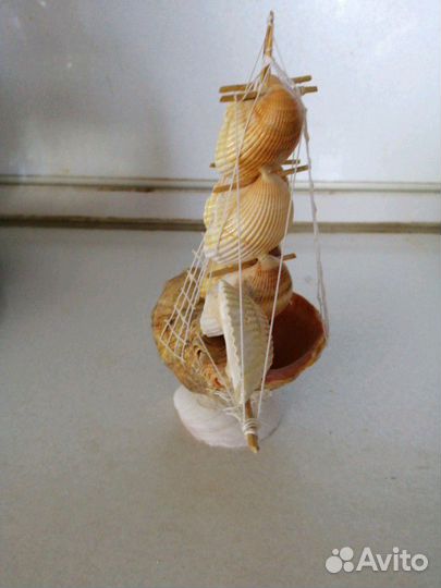 Корабль из ракушек