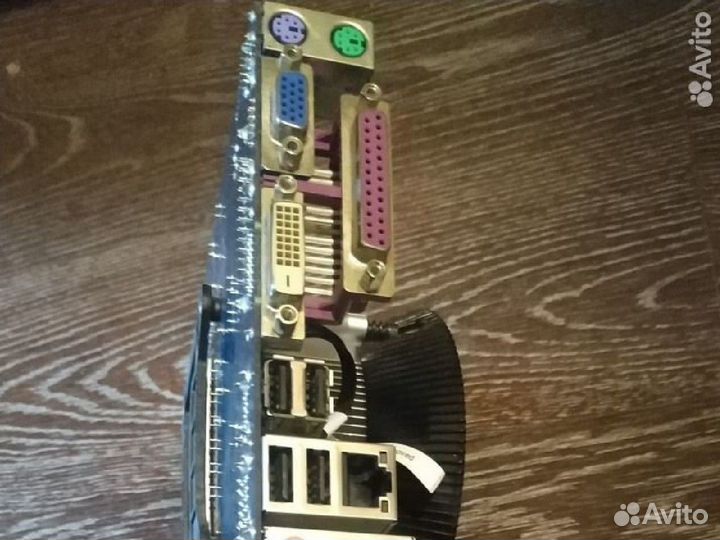 Материнская плата 1155 с процессором intel Xeon