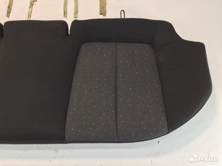 Hyundai elantra xd сиденье заднее