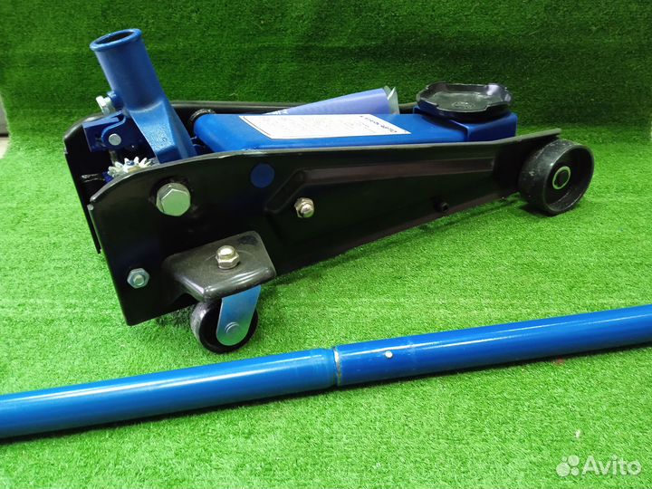 Домкрат гидравлический подкатной 3 т