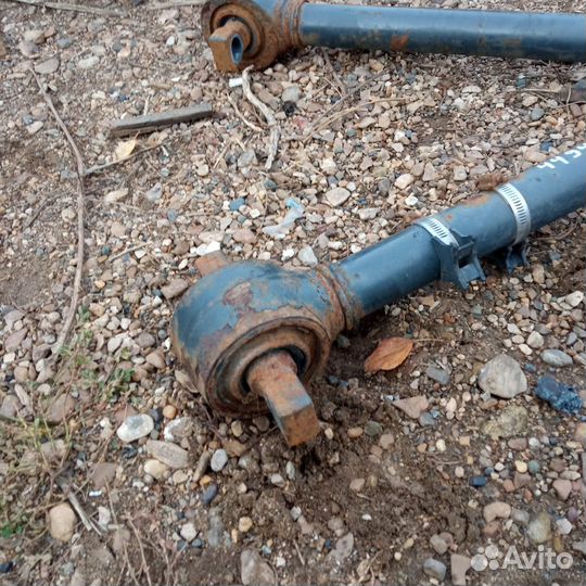 Тяга V-образная Мерседес Актрос мп 2 944350030