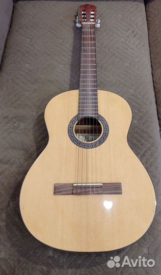 Классическая гитара