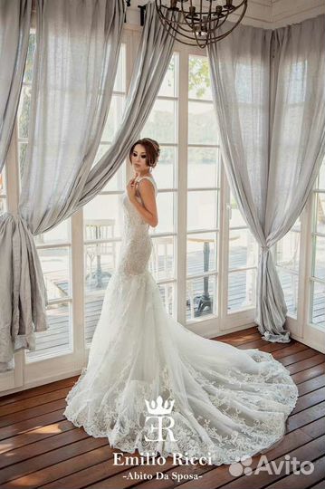 Платье свадебное