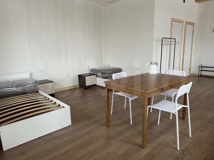 Комната 50 м², 1/3 эт.